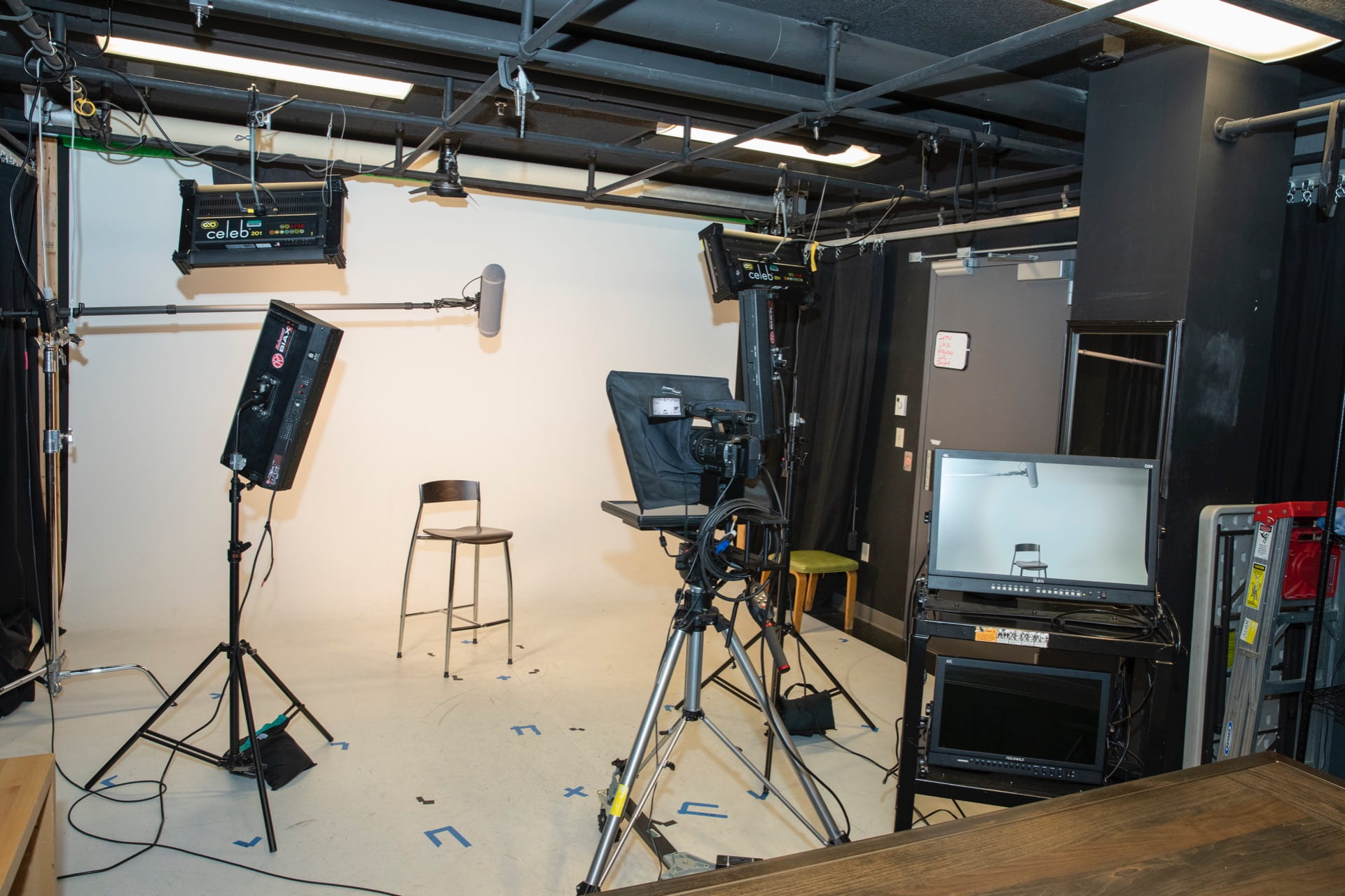 Studio 350 is HMC's most versatile space, suitable for video, photo and audio recording. 